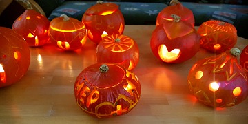 Kürbis-Laternen